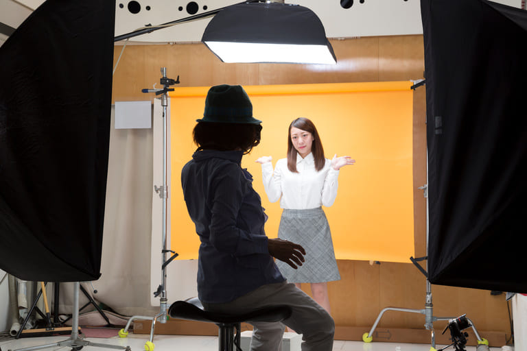 CMギャラはなぜ高い?芸能人の出演料が億単位になる7つの理由を徹底解説