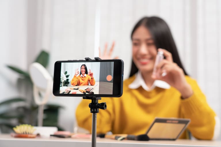 タレントキャスティングとは?依頼方法・費用相場・成功のポイントを徹底解説