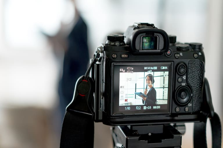 芸能人キャスティングの費用相場