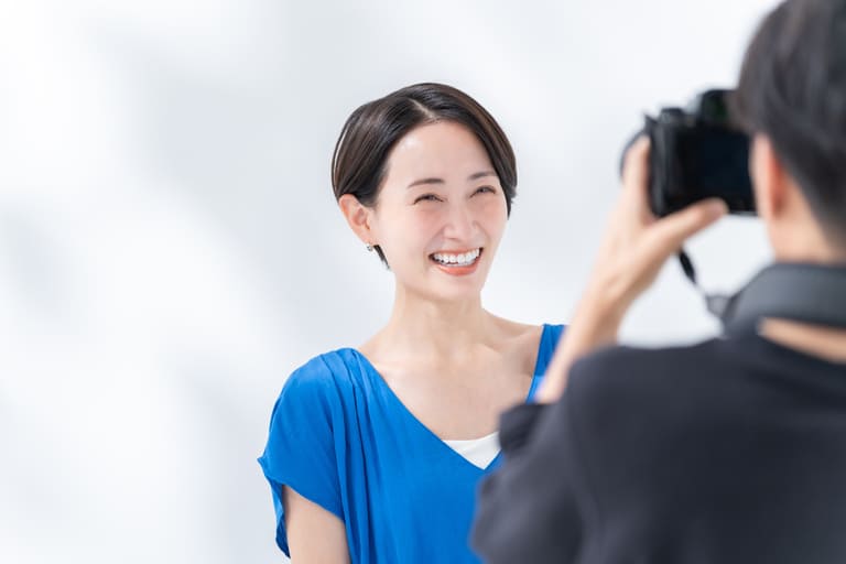 タレントをcm・広告に起用するには？キャスティング会社を活用するメリット